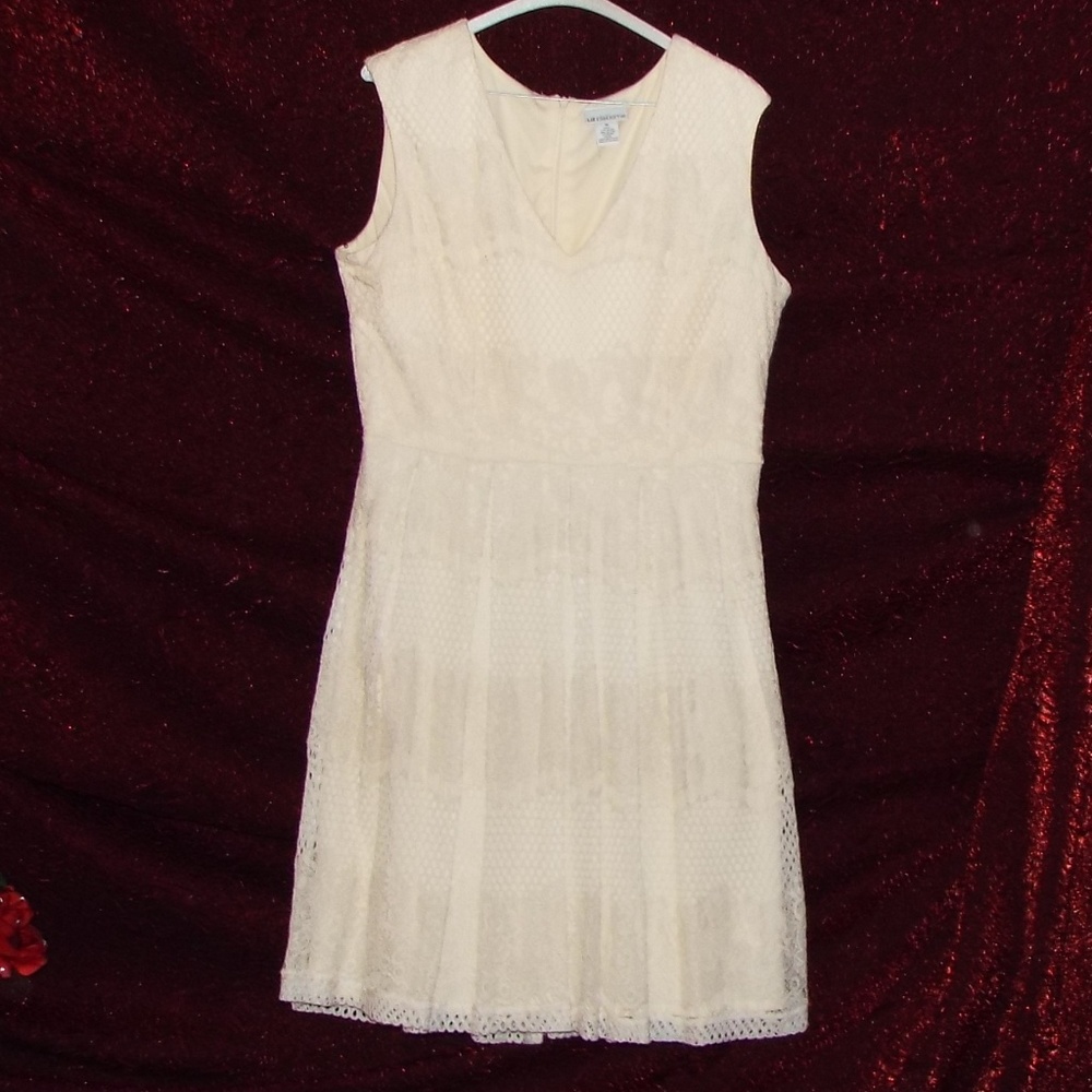 Liz Claborne  lace Dress